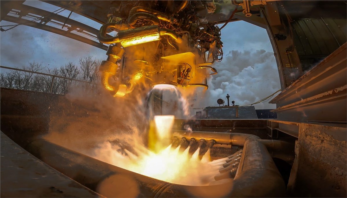 Sierra Space Completes Test Campaign on Next Generation Vortex 35,000 lbf Fuel-Rich LOX LH2 Engine  Sierra Space &copy;