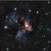 Star Cluster Reveals its Colours in Stunning 80-million-pixel ESO Image