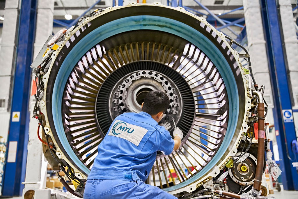MTU Maintenance and All Nippon Airways sign CFM56-7B MRO contract  MTU Aero Engines &copy;