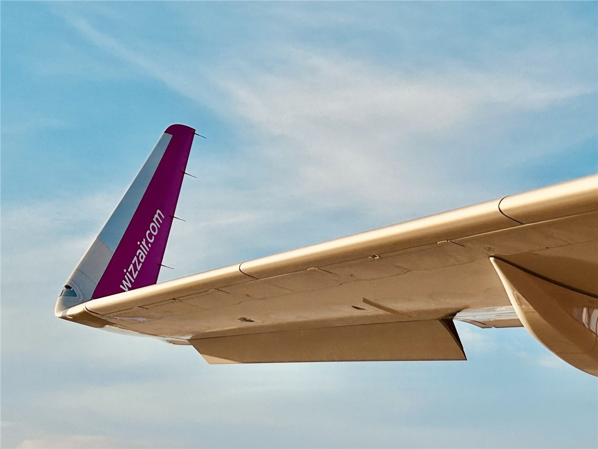 ACG Announces Delivery of 1 A321neo to Wizz Air  Aviation Capital Group &copy;