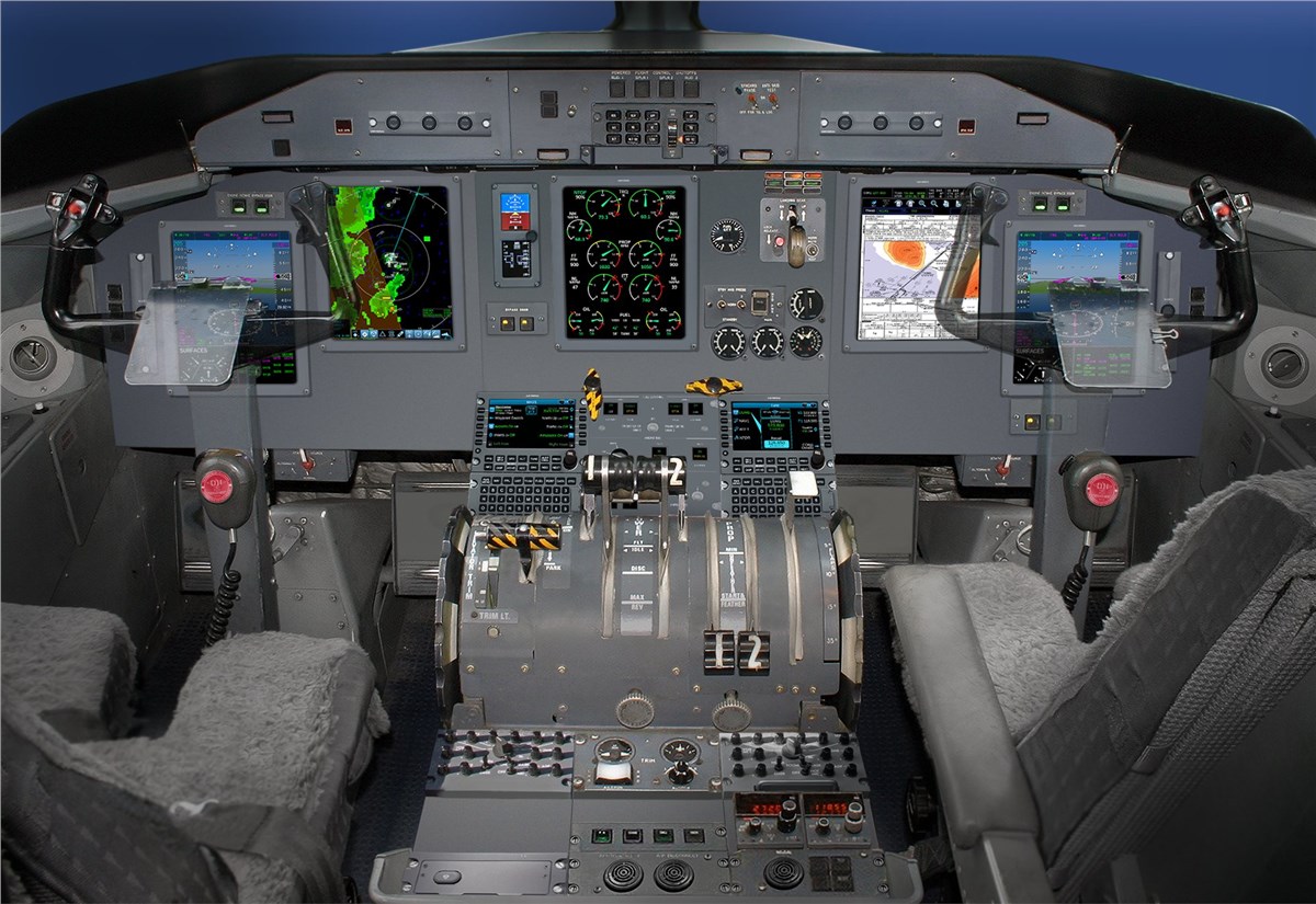 De Havilland Canada selects Universal Avionics InSight display system for Dash 8 Cockpit Upgrade  Universal Avionics &copy;