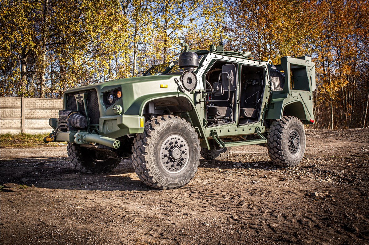 Netherlands Select Oshkosh Defense to Produce Dutch JLTV  Oshkosh Defense &copy;