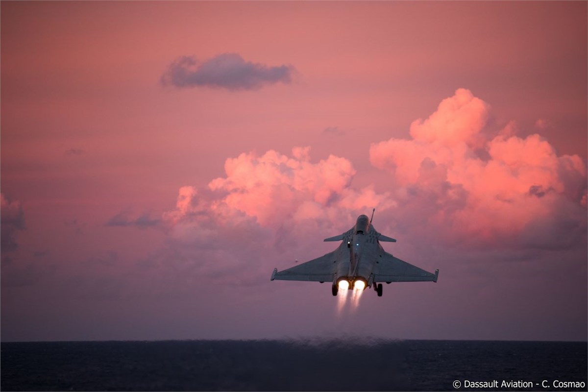 Dassault Aviation: Signature of the Rafale Marine Contract for India  Dassault Aviation &copy;