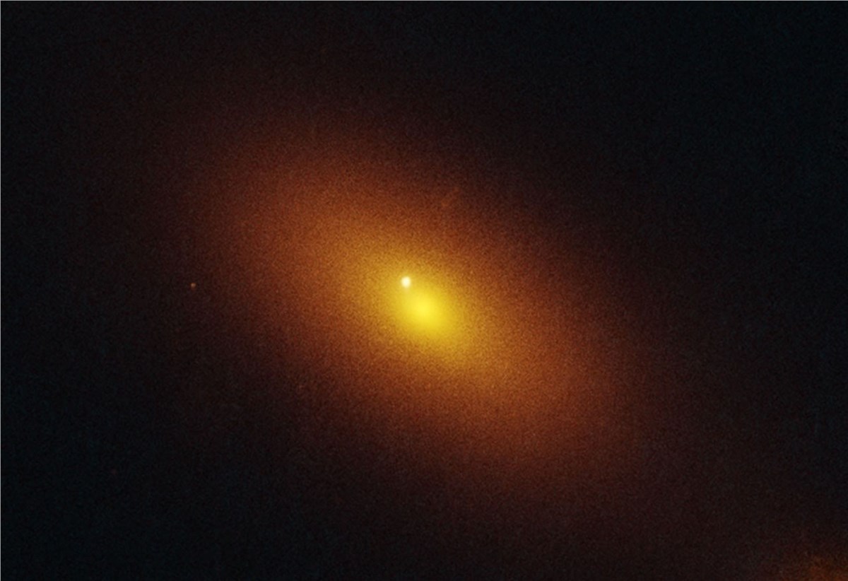 NASA's Hubble Pinpoints Roaming Massive Black Hole  Science: NASA, ESA, STScI, Yuhan Yao (UC Berkeley); Image Processing: Joseph DePasquale (STScI) &copy;
