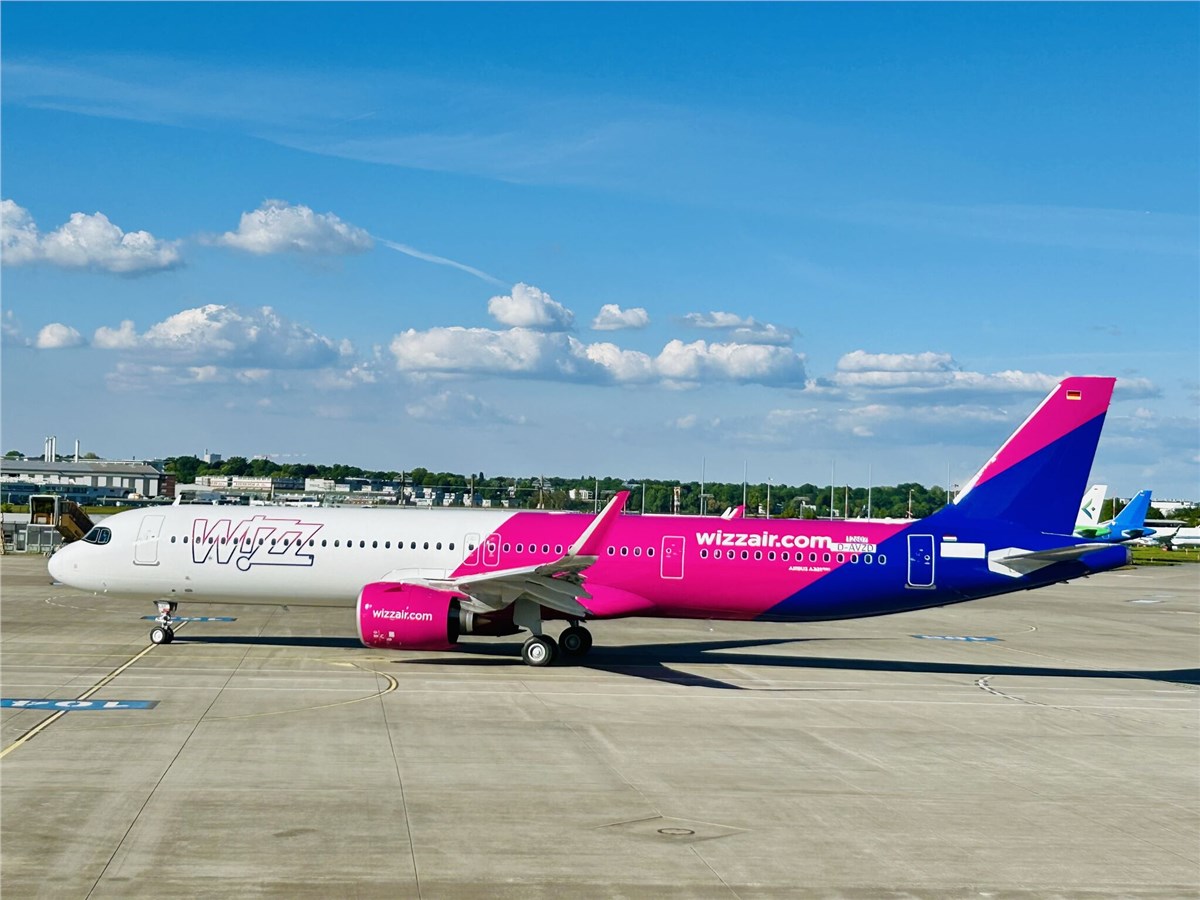 Aviation Capital Group Announces Delivery of 1 A321neo to Wizz Air  Aviation Capital Group (ACG) &copy;