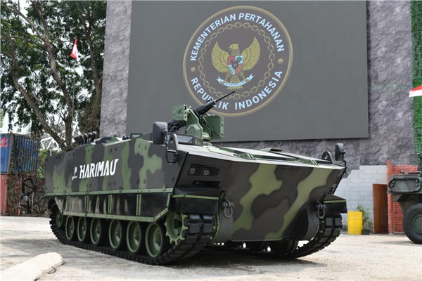 KAPLAN/HARIMAU APC, is Revealed at Indo Defence 2025