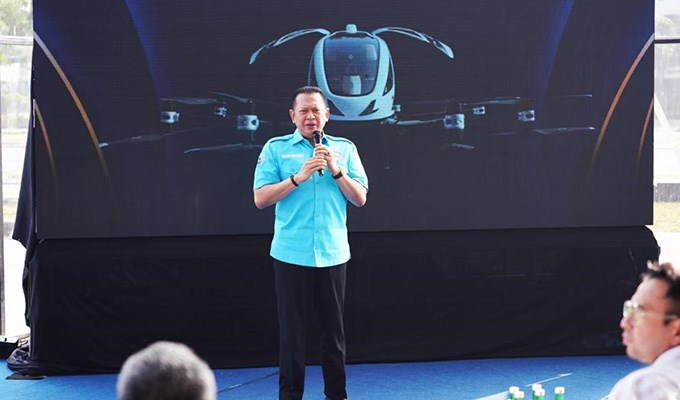 EH216-S Pilotless eVTOL Completes Debut Human-Carrying Flights in Indonesia, A Step Forward International Market Expansion  EHang &copy;