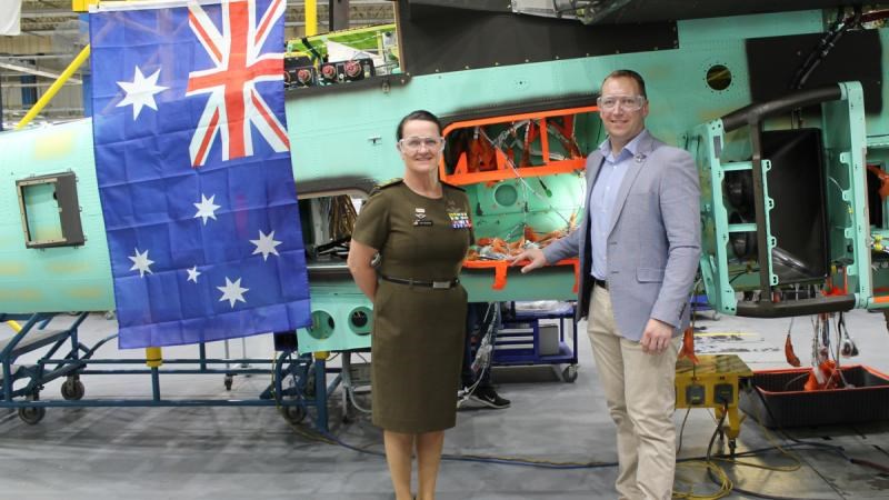 Apache Helicopters on Course for Delivery  MoD Australia &copy;
