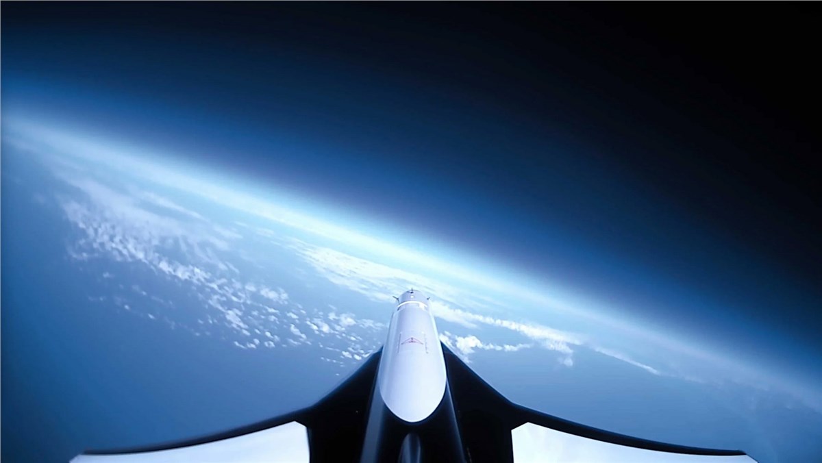 Scout Space and Dawn Aerospace Complete 1st Suborbital Spaceplane Surveillance Test Flight