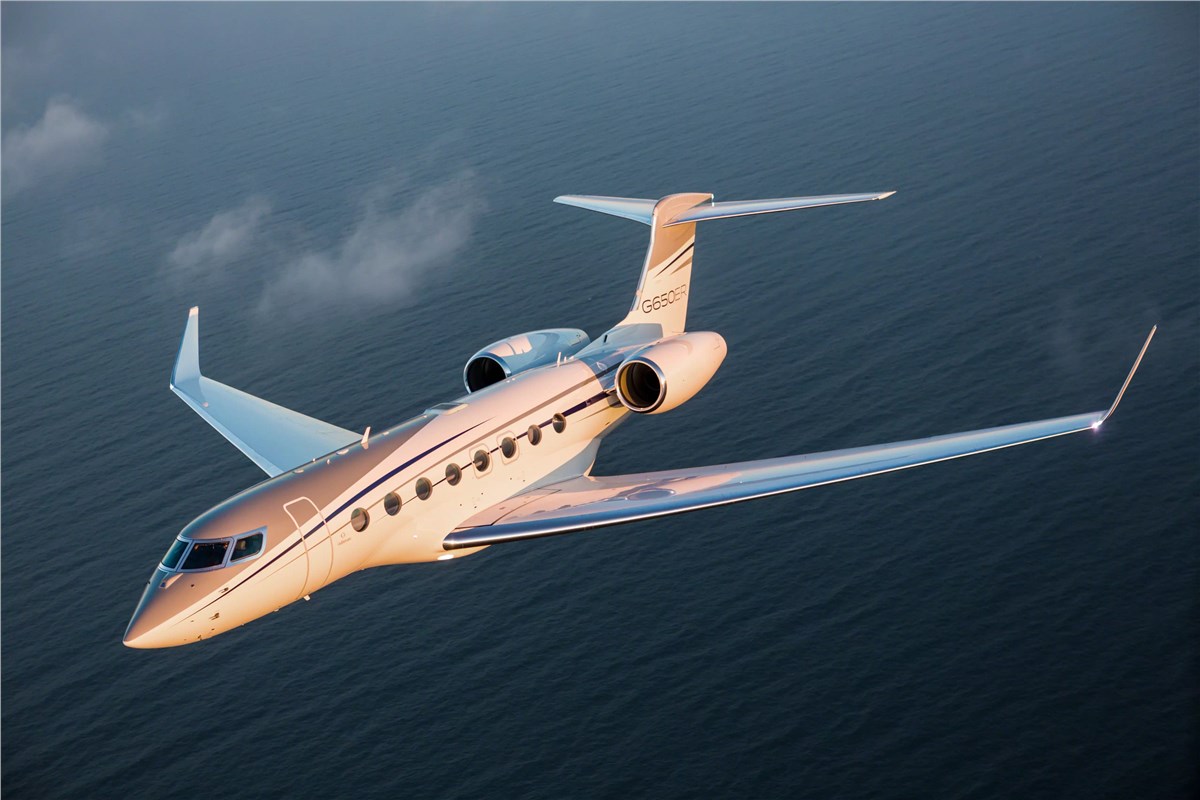 Gulfstream Completes 100th Aircraft Installation of Starlink In-Flight Wi-Fi  Gulfstream Aerospace Corp. &copy;