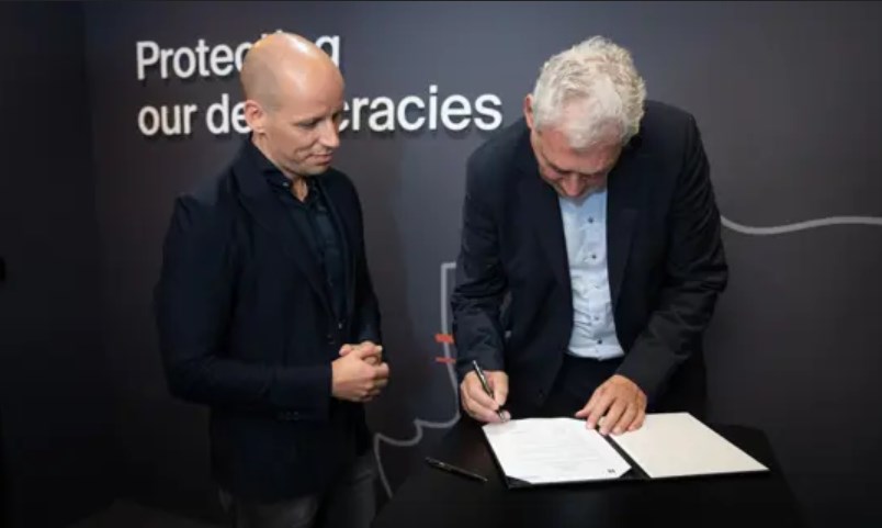 Systematic and Helsing Join Forces for Sovereign Control of Drone Swarms  Systematic &copy;