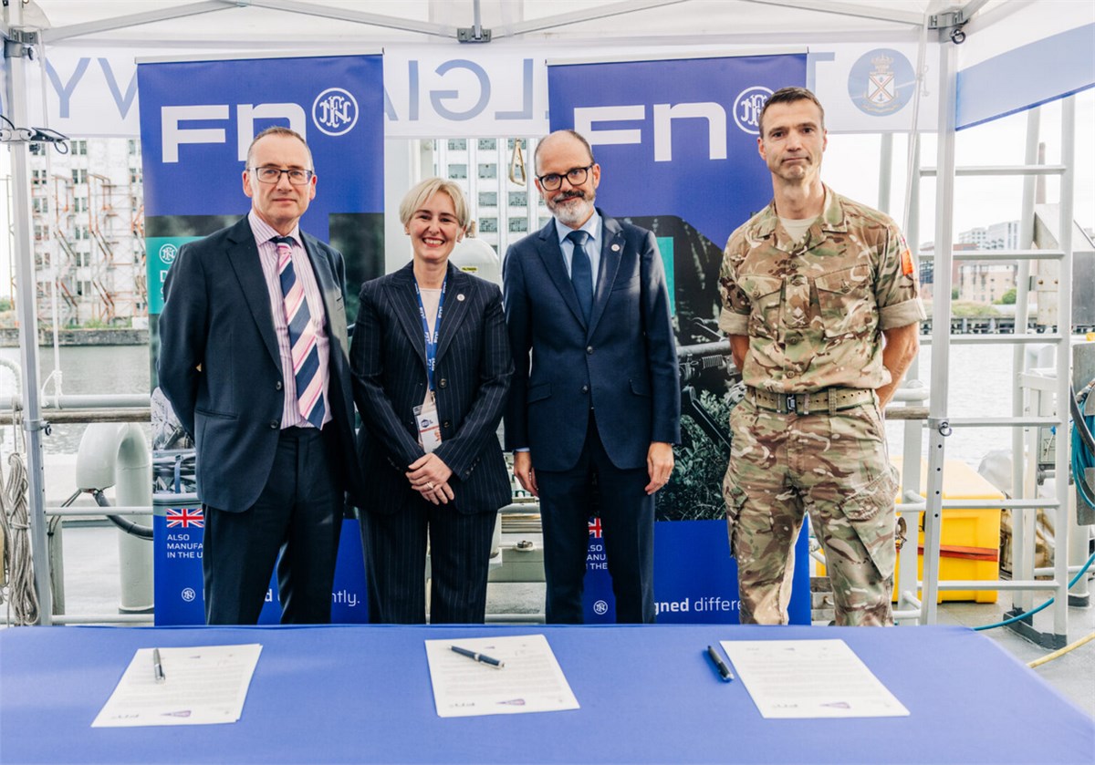 FN UK Awarded 10-year Contract by UK Ministry of Defence  FN Herstal &copy;