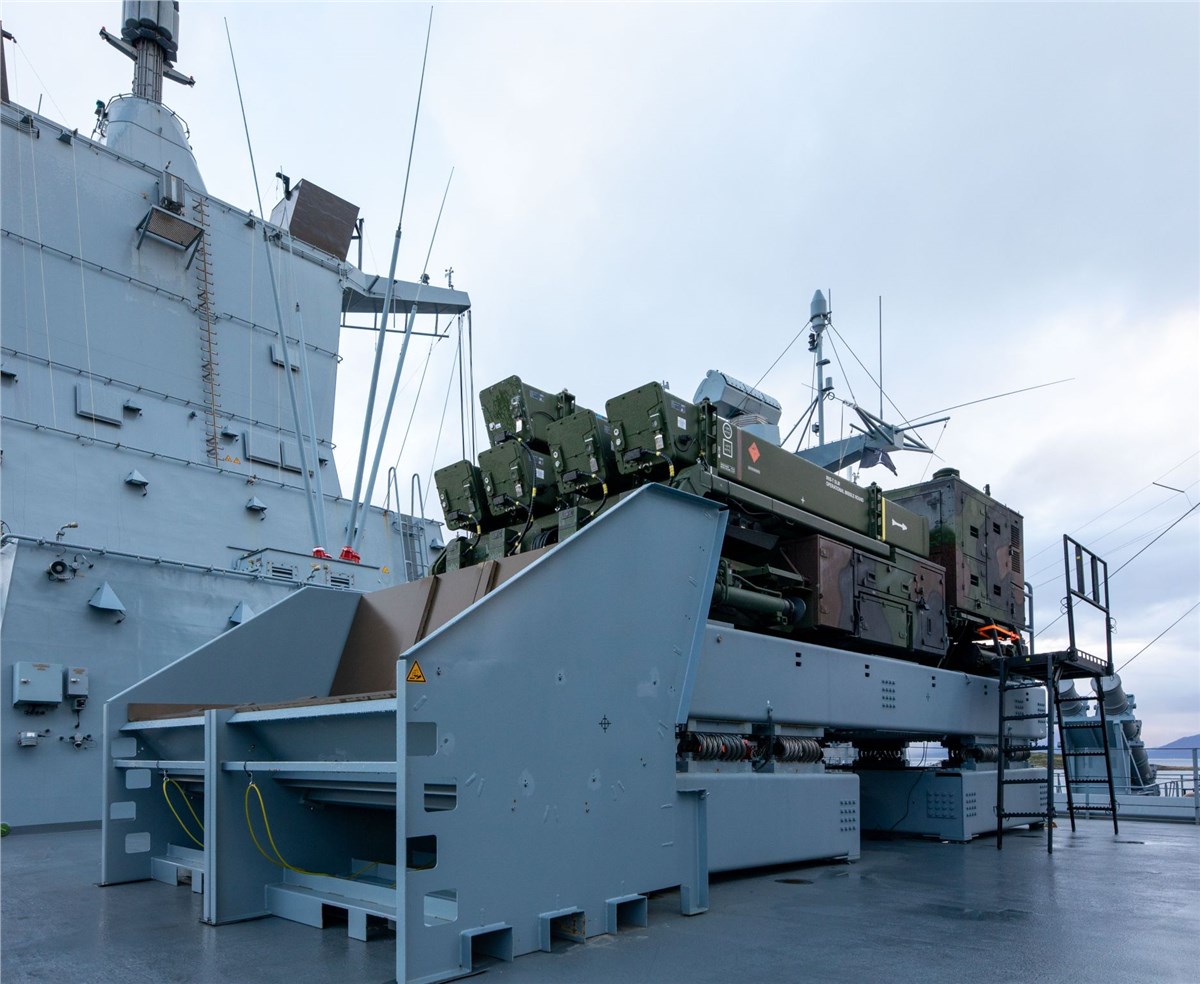 IRIS-T SLM Hits Also "on the High Seas"  Diehl Defence &copy;
