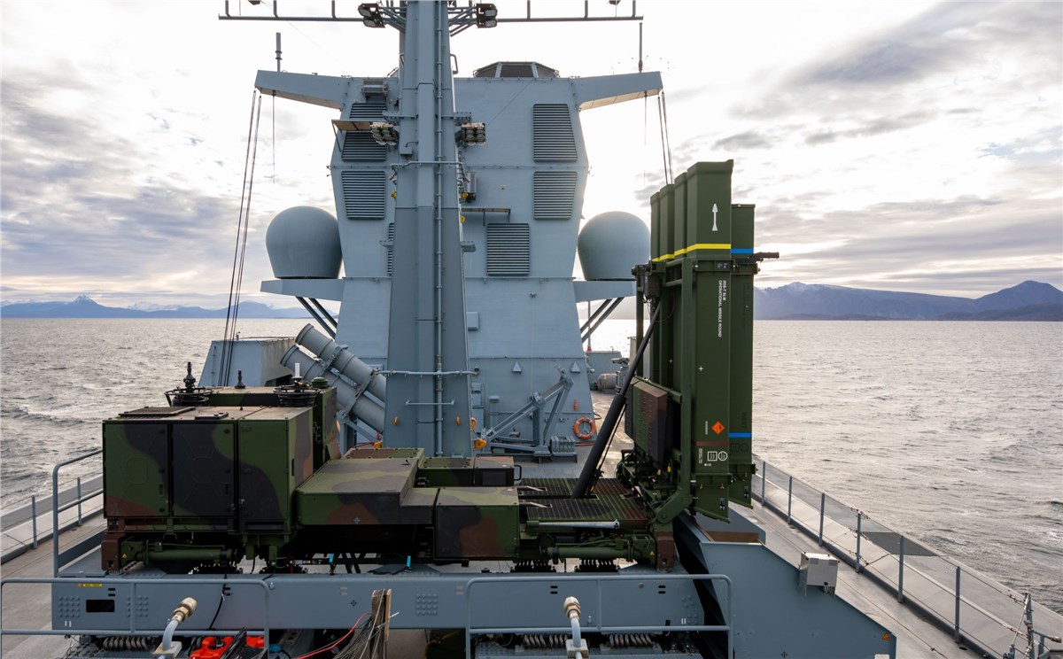 IRIS-T SLM Hits Also "on the High Seas"  Diehl Defence &copy;