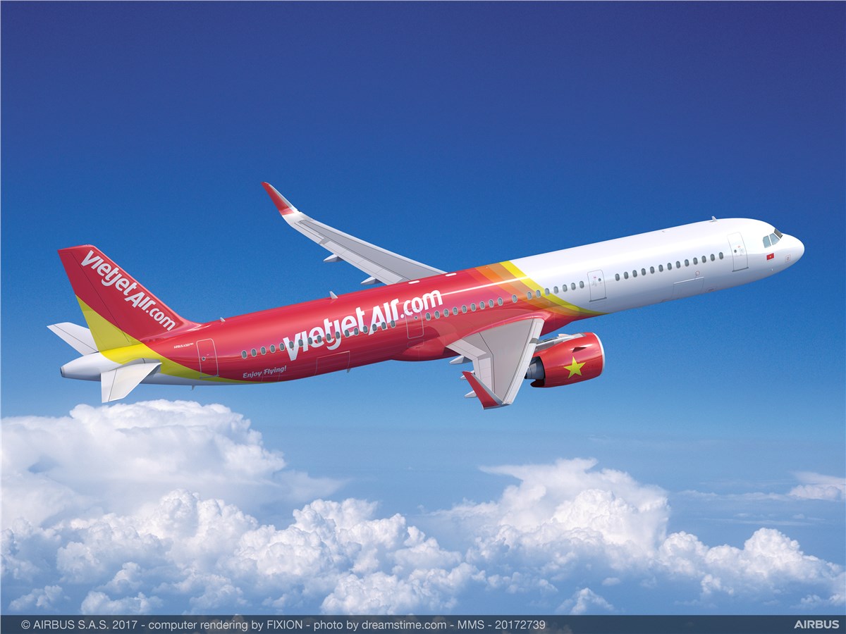 Vietjet Finalises Order for 100 Airbus A321neo Aircraft  Airbus Commercial Aircraft &copy;