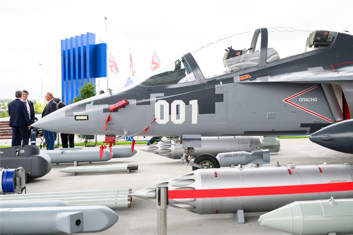 Rostec to Unveil the Yak-130M and the Domestically Produced Ansat-M at Dubai Airshow 2025  Rostec &copy;
