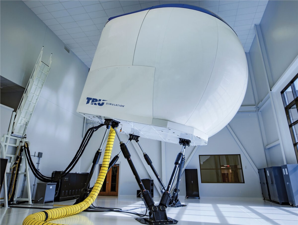 TRU Simulations Bell 525 Flight Simulator receives FAA Interim Level C qualification  TRU Simulation + Training &copy;