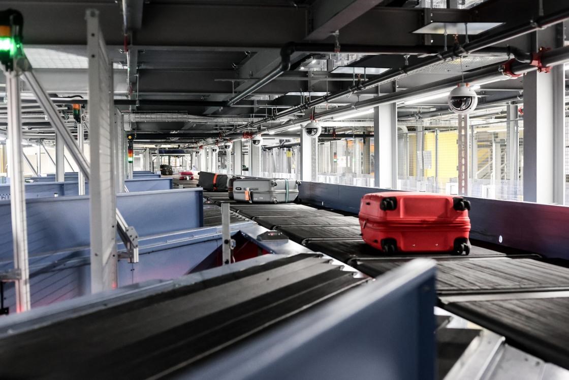 Leonardo to boost airport operations in USA with two major baggage handling system contracts valued in excess of 120 million USD  Leonardo &copy;