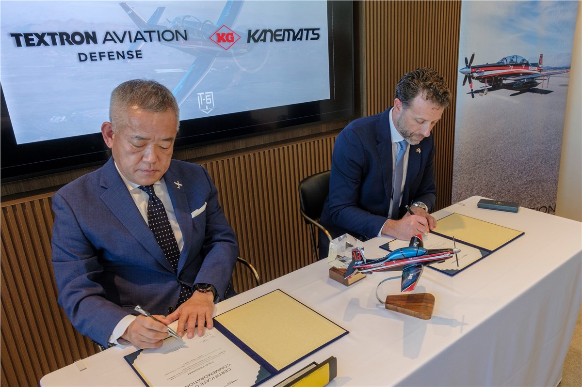 Textron Aviation Defense Secures 1st Contract to Deliver Beechcraft T-6 Texan II Integrated Training System to Japan  Textron &copy;