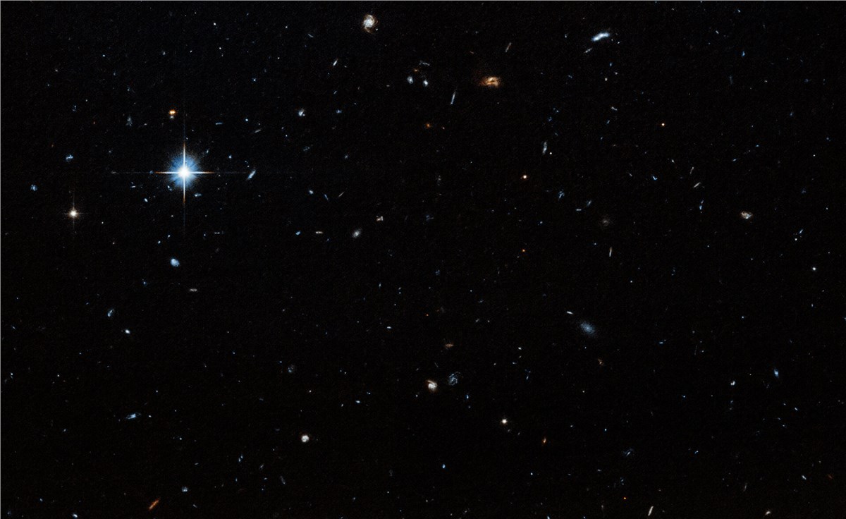 Cloud-9: A New Celestial Object Found by Hubble Hubble discovers new type of astronomical object NASA, ESA. G. Anand (STScI), and A. Benitez-Llambay (Univ. of Milan-Bicocca); Image processing: J. DePasquale (STScI)  &copy;