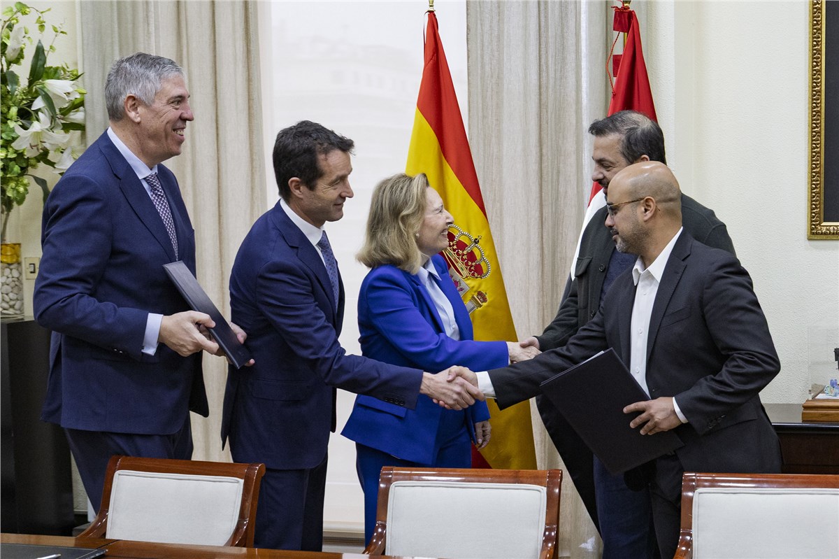 Indra Group and EDGE Agree to Establish a New Defence Manufacturing Entity in Spain for European Defence Programmes  Indra &copy;