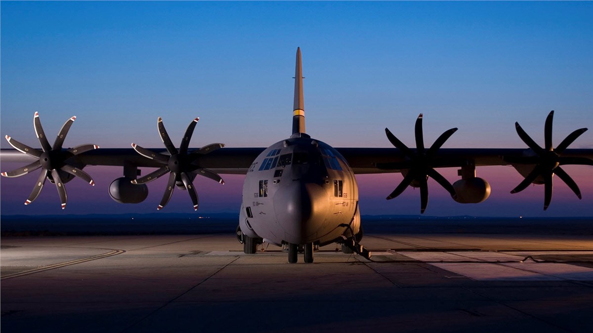 Collins Aerospace Signs 3-Year Parts Distribution Agreements for C-130 Wheels and Brakes C130 Hercules ANG RTX - Collins Aerospace &copy;