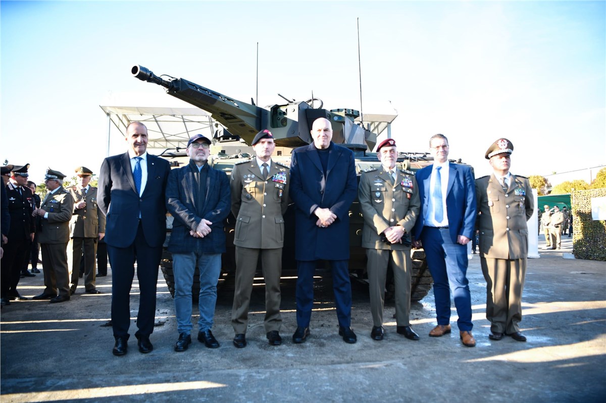 Italian Army's A2CS Programme Kicks Off: 1st 4 New Infantry Fighting Vehicles Delivered by LRMV JV  Rheinmetall AG/Leonardo &copy;
