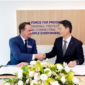 Image - Rolls-Royce Signs TotalCare Agreements with China Airlines for 36 Trent XWB Engines