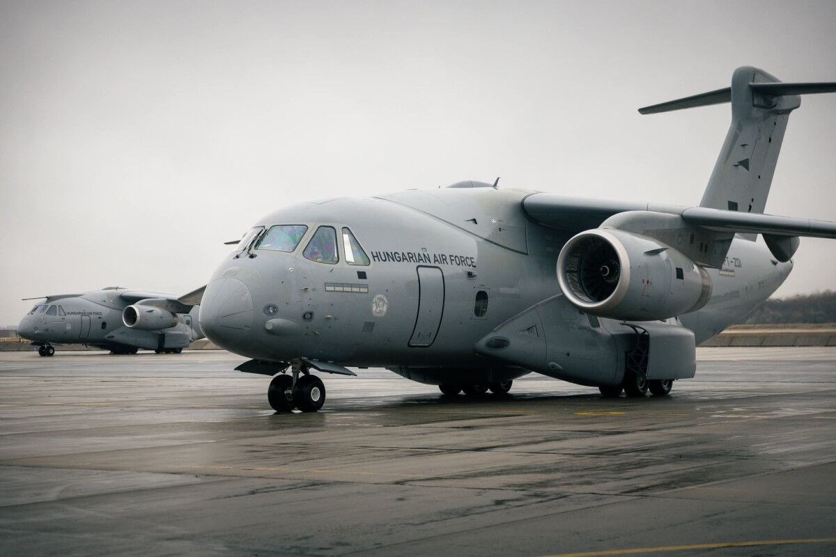 Embraer Signs Service Agreement to Support Hungarian AF's C-390 Millennium Fleet  Embraer &copy;