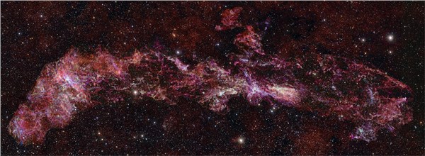 Largest image of its kind shows hidden chemistry at the heart of the Milky Way