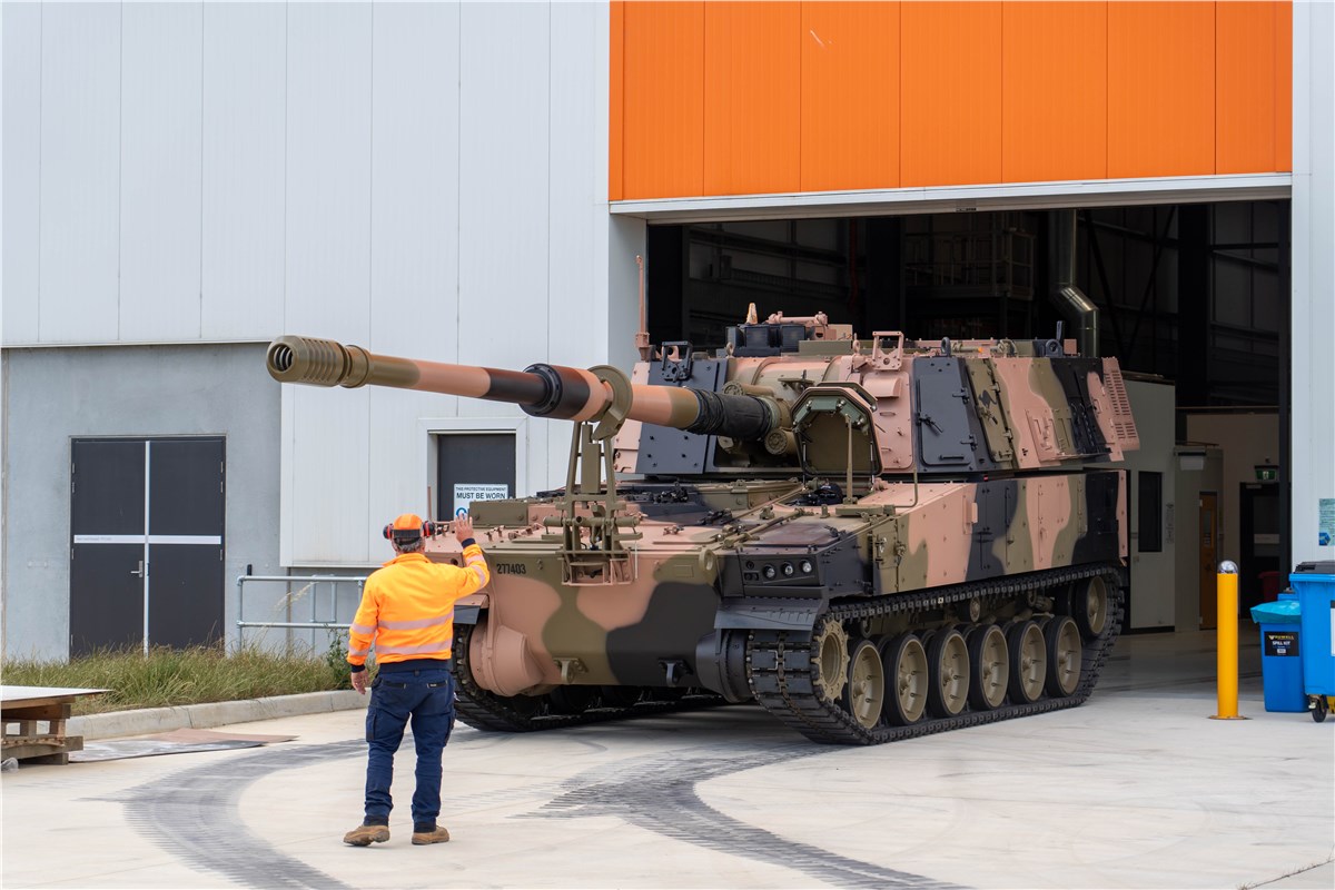 1st Australian-Made AS9s Debut in Geelong  Hanwha Defence Australia &copy;