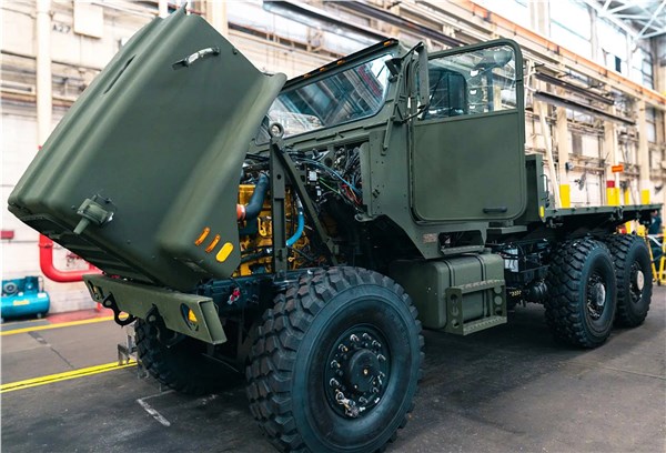 Oshkosh Partners With Marine Depot Maintenance Command on Advanced  Manufacturing Support