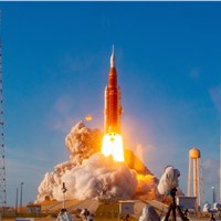 Boeing-built Space Launch System Core Stage Powers 1st Crewed Artemis Mission Around the Moon