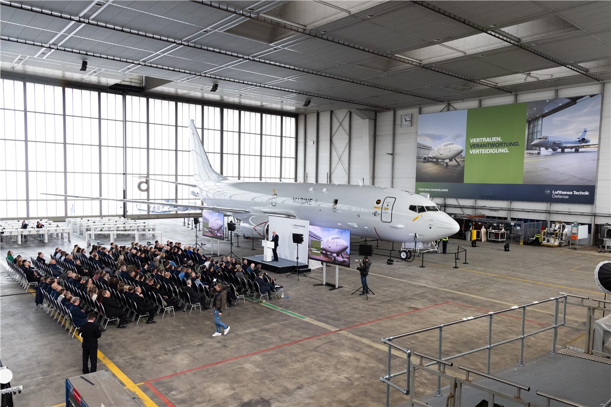 P-8A Poseidon: German Navy's Submarine Hunters Undergo 1st Checks in Hamburg  Lufthansa Technik &copy;