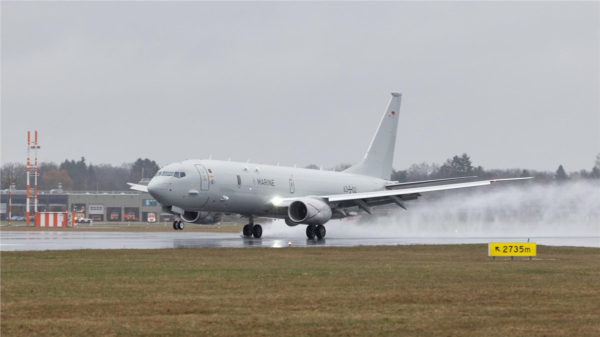 P-8A Poseidon: German Navy's Submarine Hunters Undergo 1st Checks in Hamburg  Lufthansa Technik &copy;