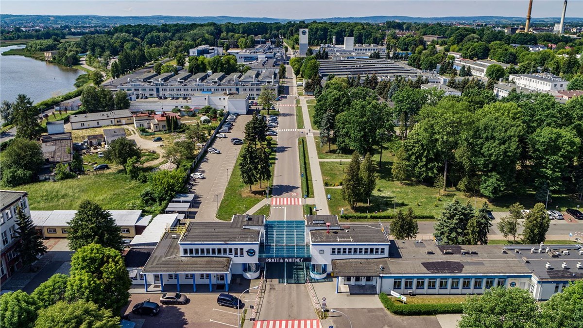 P&W Invests $100M to Increase Production Capacity, Add Advanced Capabilities in Poland  RTX - Pratt & Whitney &copy;