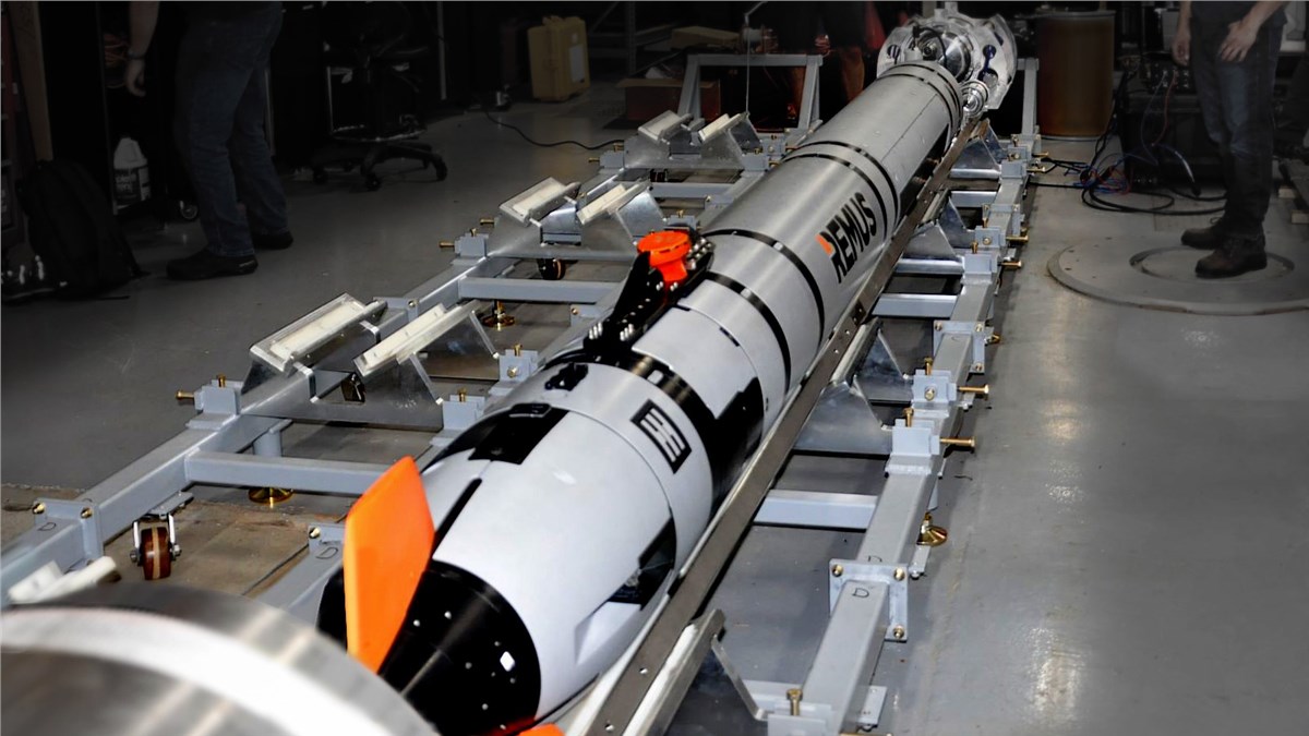 HII Builds on Manned-Unmanned Submarine Teaming Success with New Pentagon Deal Poised to Transform Undersea Warfare  HII &copy;