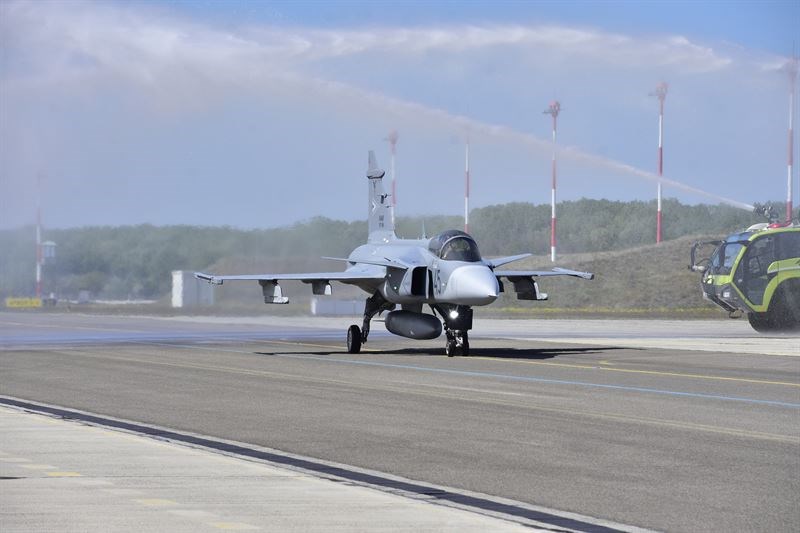 Hungary Receives 2 New Gripen Fighters  Zord Gabor Laszlo/Hungarian MoD &copy;