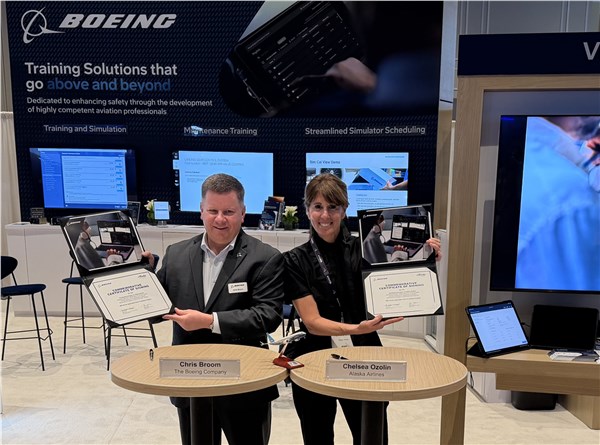 Alaska Airlines Signs for Boeing Virtual Airplane Training Platform
