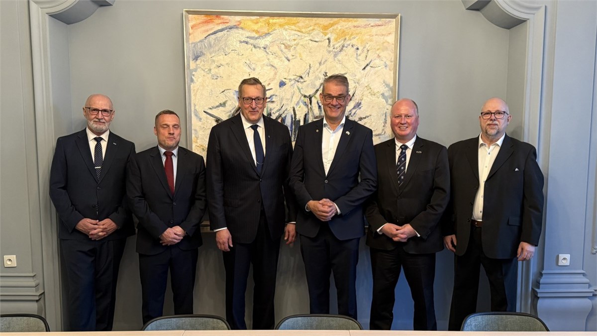 Patria Signs MoU With Czech State Enterprises for New 8x8 Armoured Vehicle Programme  Patria &copy;